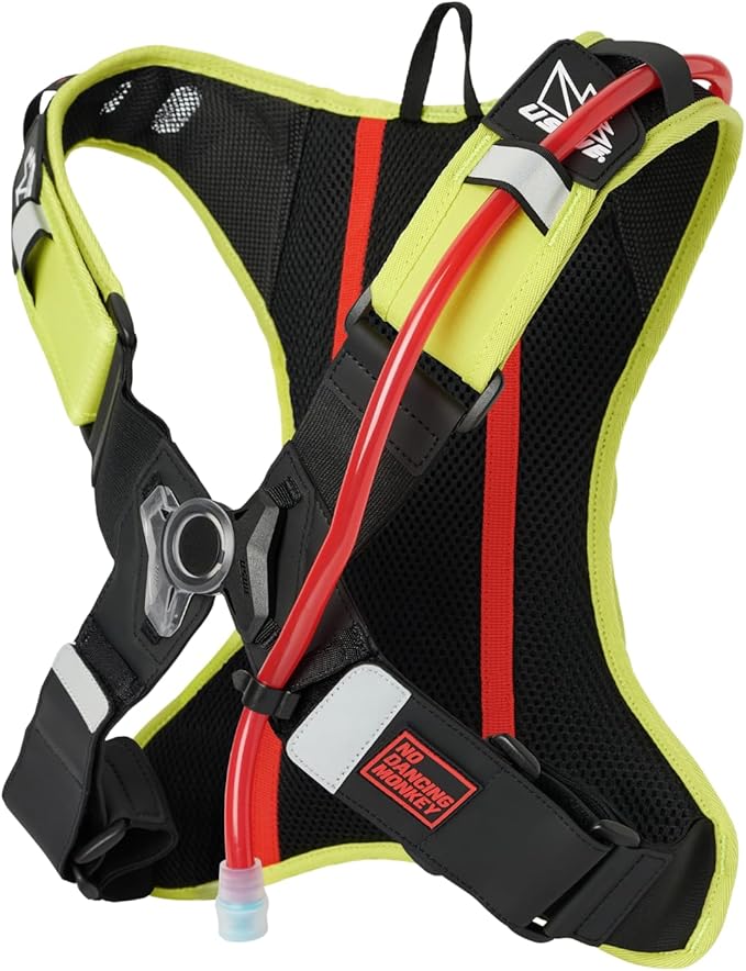 USWE Outlander Moto Hydration Pack, Running, Hiking Hydration Backpack with Water Bladder, Hydropack for Men and Women, Backpack Gear and Equipment for Cycling, MTB