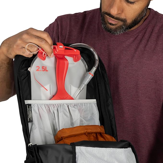 Osprey Talon 22L Men's Lightweight Hiking Backpack with Hipbelt, Frosty Mint Green/Night Shift