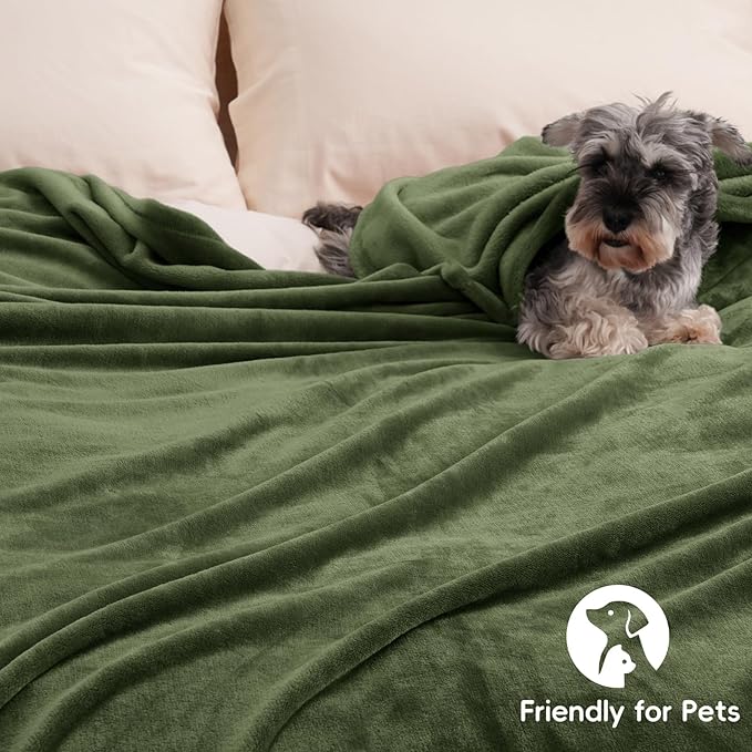 PHF Ultra Soft Fleece Throw Blanket, No Shed No Pilling Luxury Plush Cozy 300GSM Lightweight Blanket for Bed, Couch, Chair, Sofa Suitable for All Season, 50" x 60", Olive Green