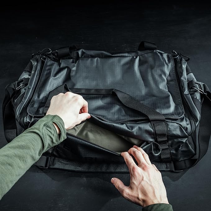 Eberlestock Hyllus Duffel Bag for Men - Durable, Water-Resistant, Small Men's Duffle Bag with Zipper Pockets, Ideal for Travel & Gym, Tactical Gear Bag, Hunting, Fishing, Camping - Dry Earth, 45L